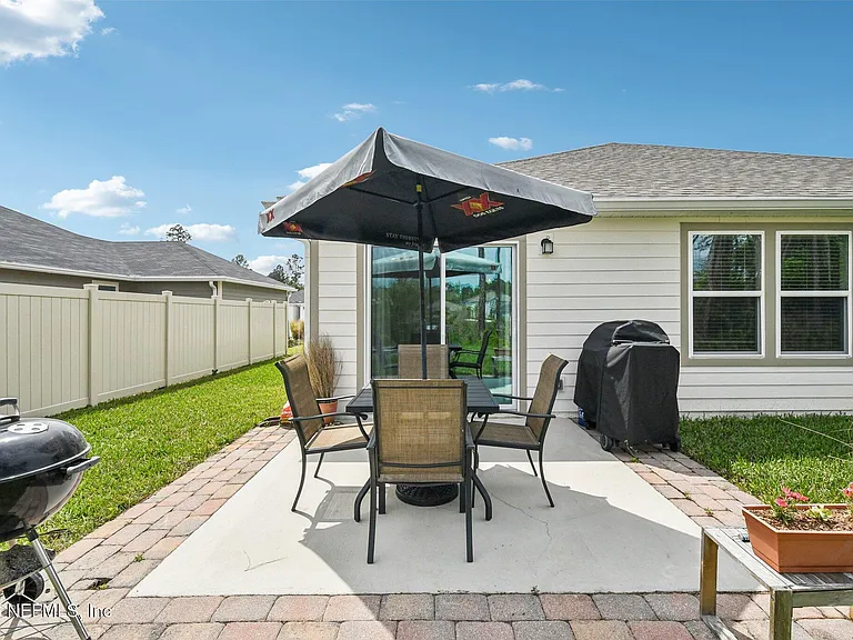 2635 Windsor Lakes Way — Photo 32