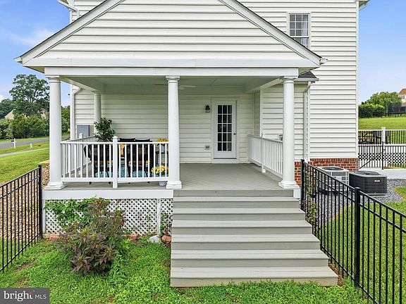 5th image of 80 Little Sorrel Dr