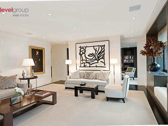 3rd image of 350 E 72nd St APT 14AB