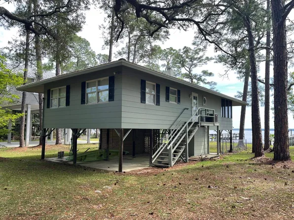 2341 Surf Rd, Panacea, FL 32346