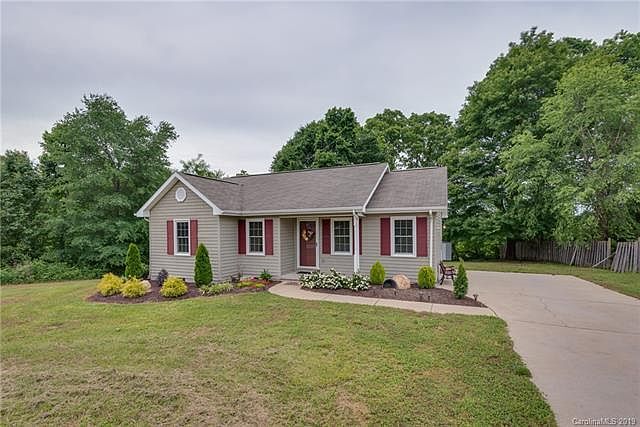 1st image of 351 Trojan Ln