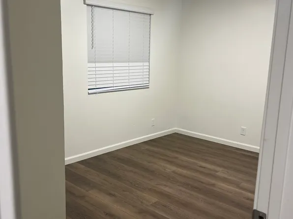 915 W Dolphin Ave, Ridgecrest, CA