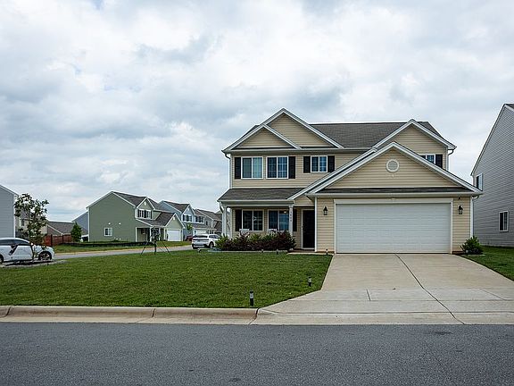 2nd image of 3806 Bissett Way