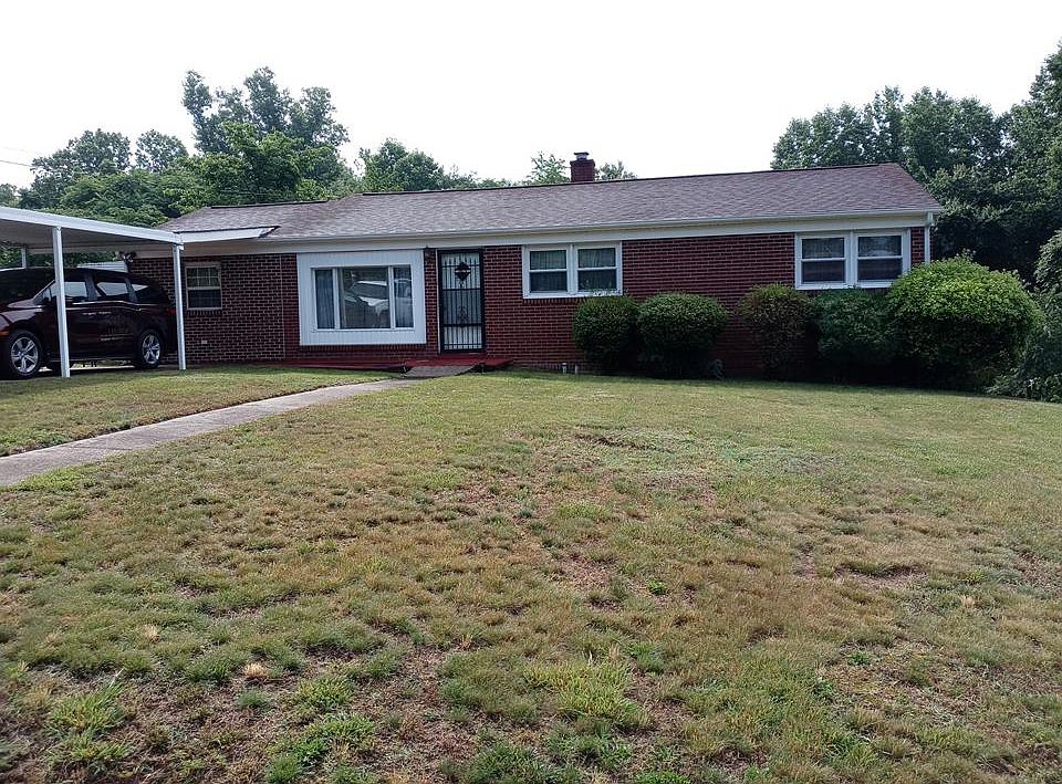 1st image of 225 Park Ln