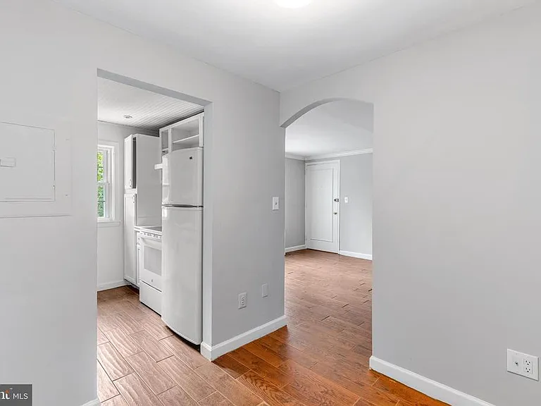 702 S Arlington Mill Dr #304 — Photo 8