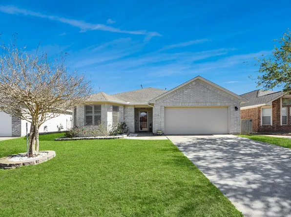 33 Clara Barton Ln, Galveston, TX 77551