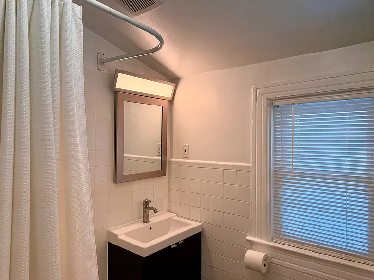 300 S Wayne St — Photo 10