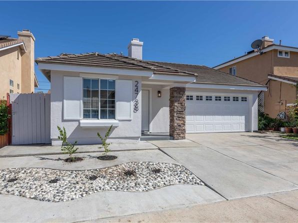 24738 Carmel Dr