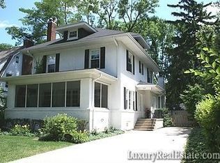 385 Ridge Ave, Winnetka, IL 60093