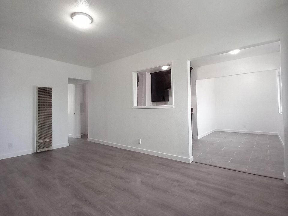 1st image of 10705 S Figueroa St APT 5