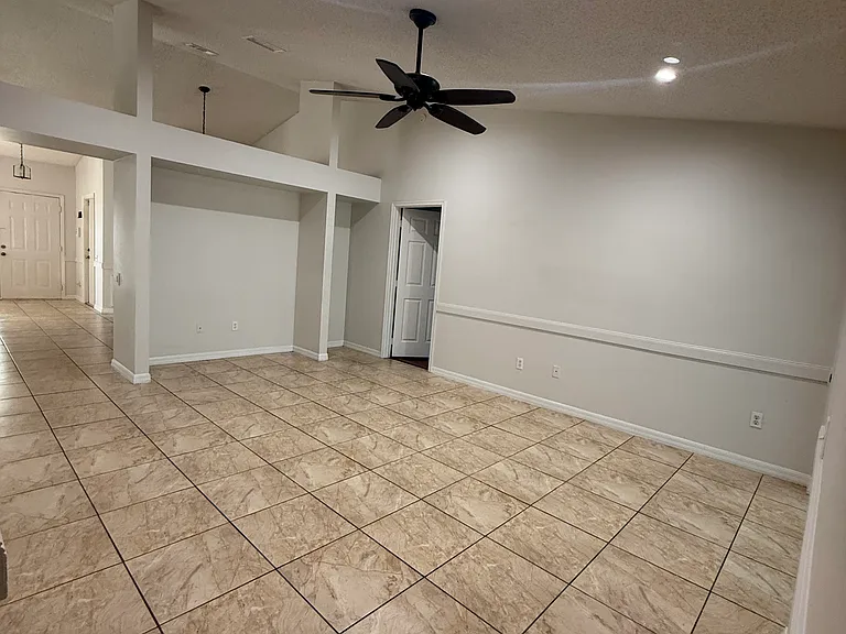 8467 Fort Thomas Way — Photo 14