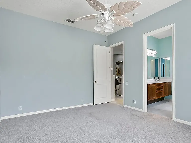 19841 Strathmore Pl — Photo 38