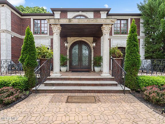 5th image of 13 Valley Forge Rd