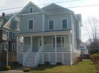 30 Mount Vernon St, Saugus, MA 01906
