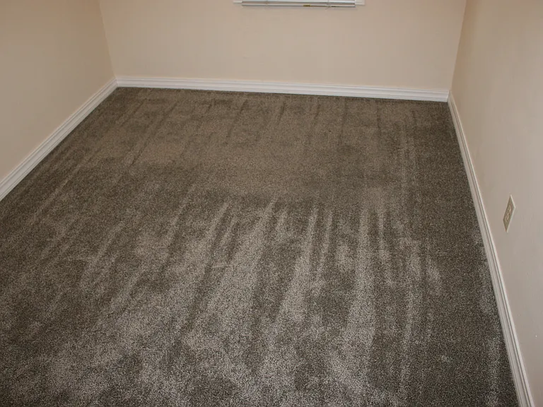 1460 Oxford Way — Photo 37