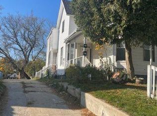 1126 La Salle St, Racine, WI 53404