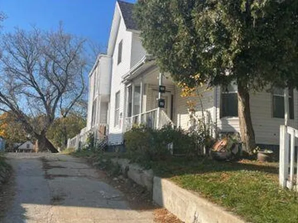 1126 La Salle St, Racine, WI 53404
