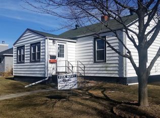 512 Lakeview Dr, Manteno, IL 60950