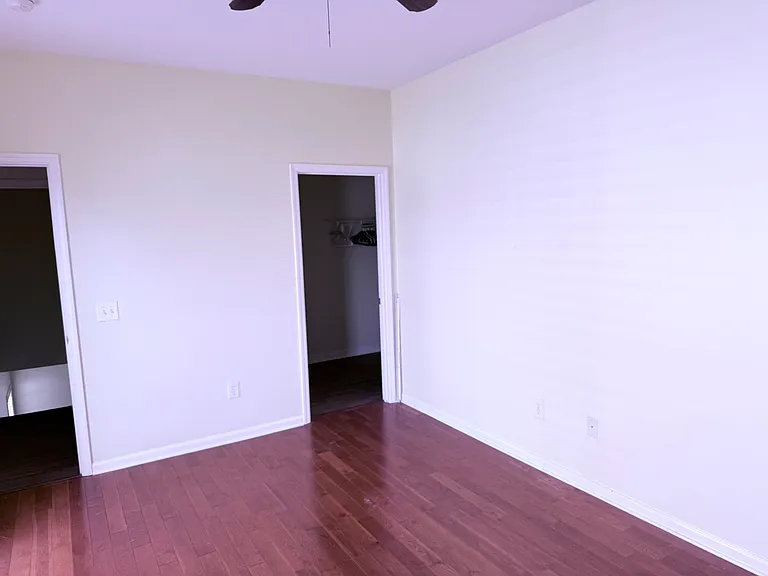 104 Saint Charles Pl — Photo 9