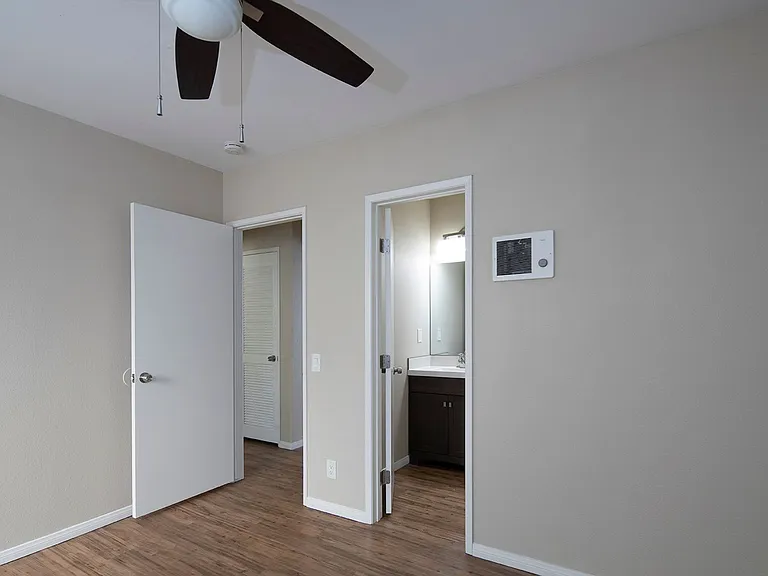 3736 Arnold Avenue — Photo 10