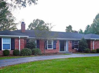 606 Linden Dr, Anchorage, KY