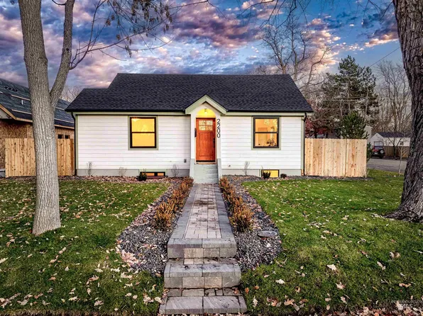 2200 N 20th St, Boise, ID 83702
