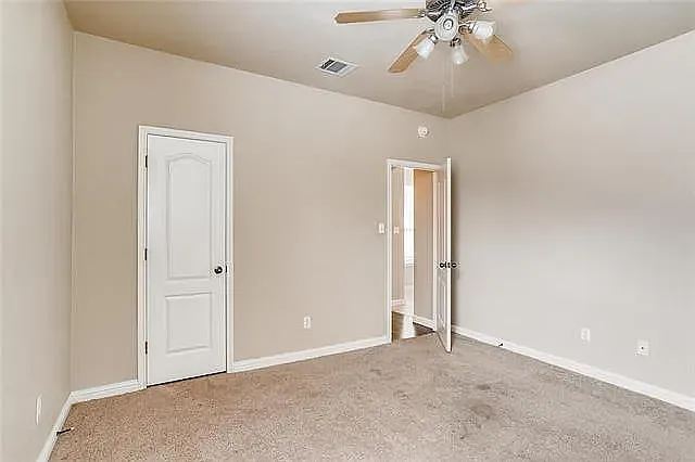 697 Shadow Creek Blvd — Photo 13