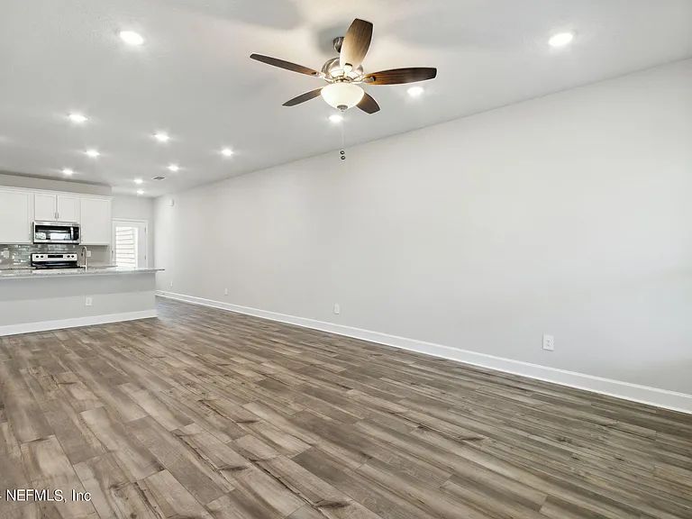 95337 Katherine St — Photo 40