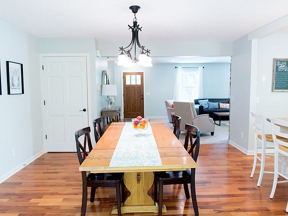 4th image of 3155 Riverwoods Dr NE