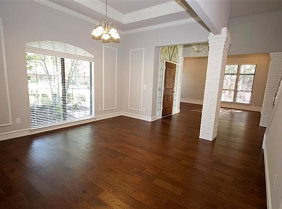 4th image of 3908 Jefferson Cir