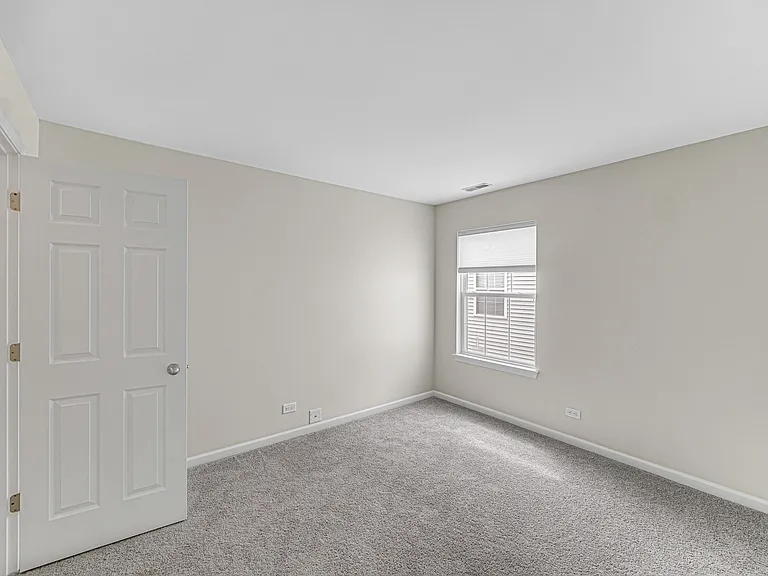 2588 Dickens Ct — Photo 18