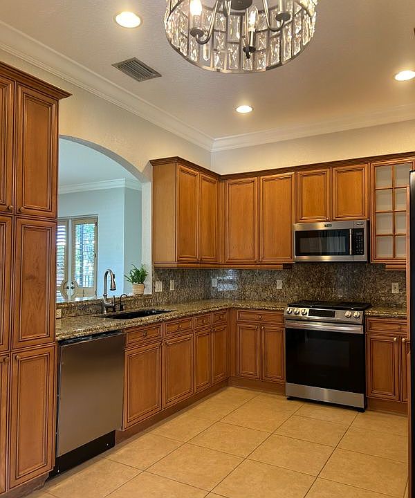 2nd image of 240 E Isle Verde Way