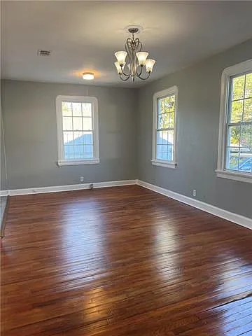 562 Central Ave — Photo 3
