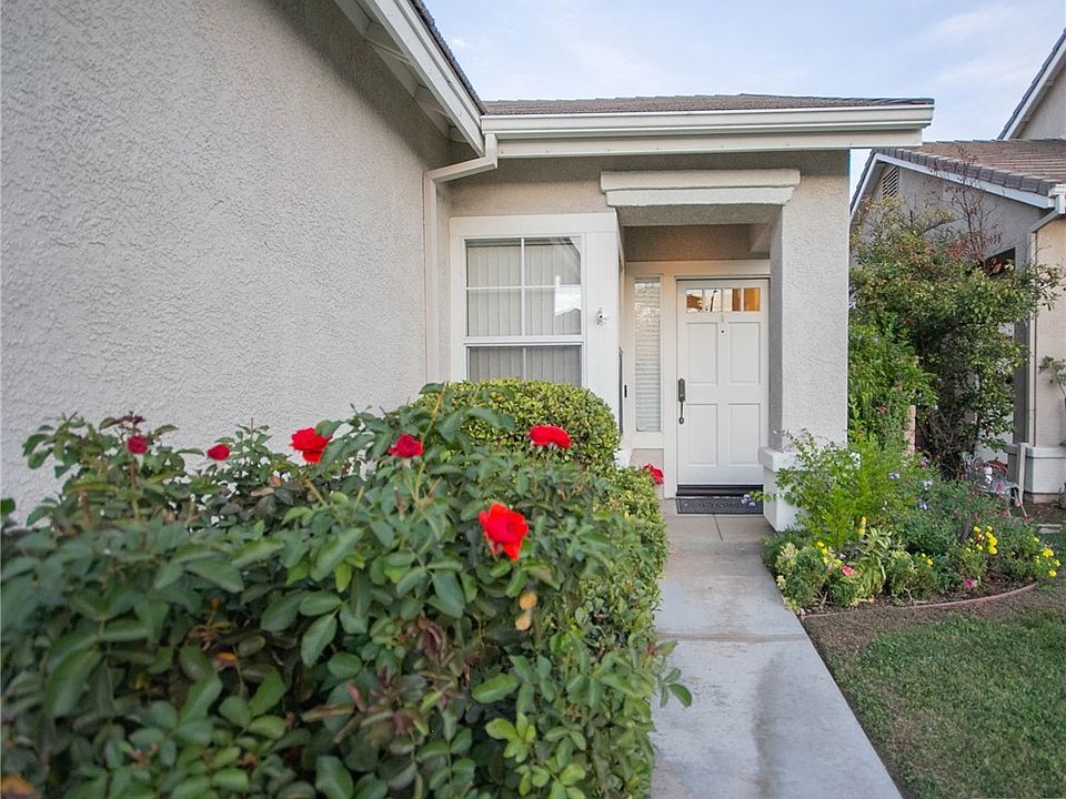 1st image of 27614 Yardley Way
