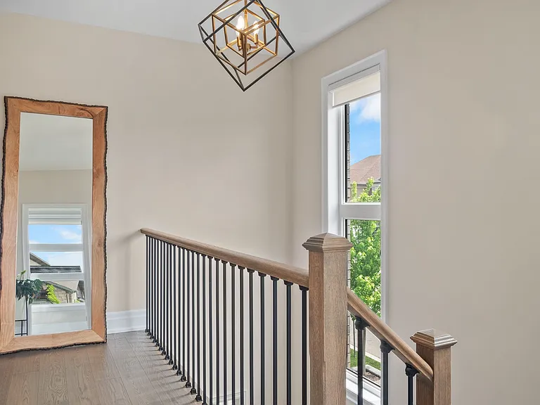 39 Lyle Way — Photo 19