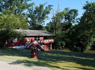 2746 Fish Hatchery Rd, Elizabeth, WV 26143