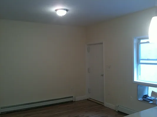 Rented by Astoria Realty | media 7