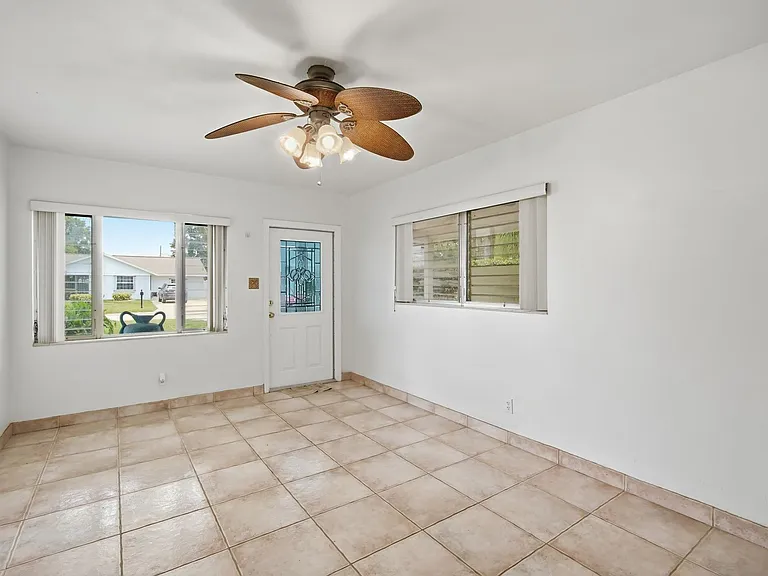 3106 W Braddock St — Photo 3