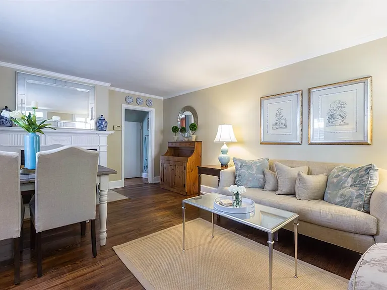 Living Room / Dining Room