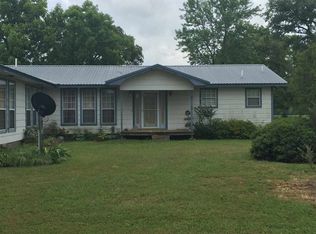 9900 W Mockingbird Rd, Mannsville, OK 73447