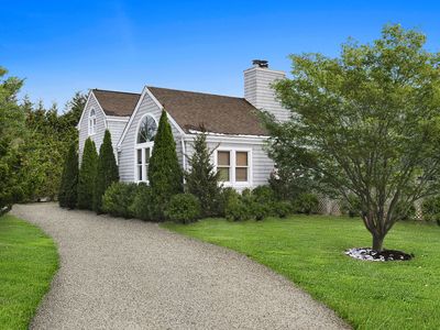 84 Bishops Ln, Southampton, NY, 11968