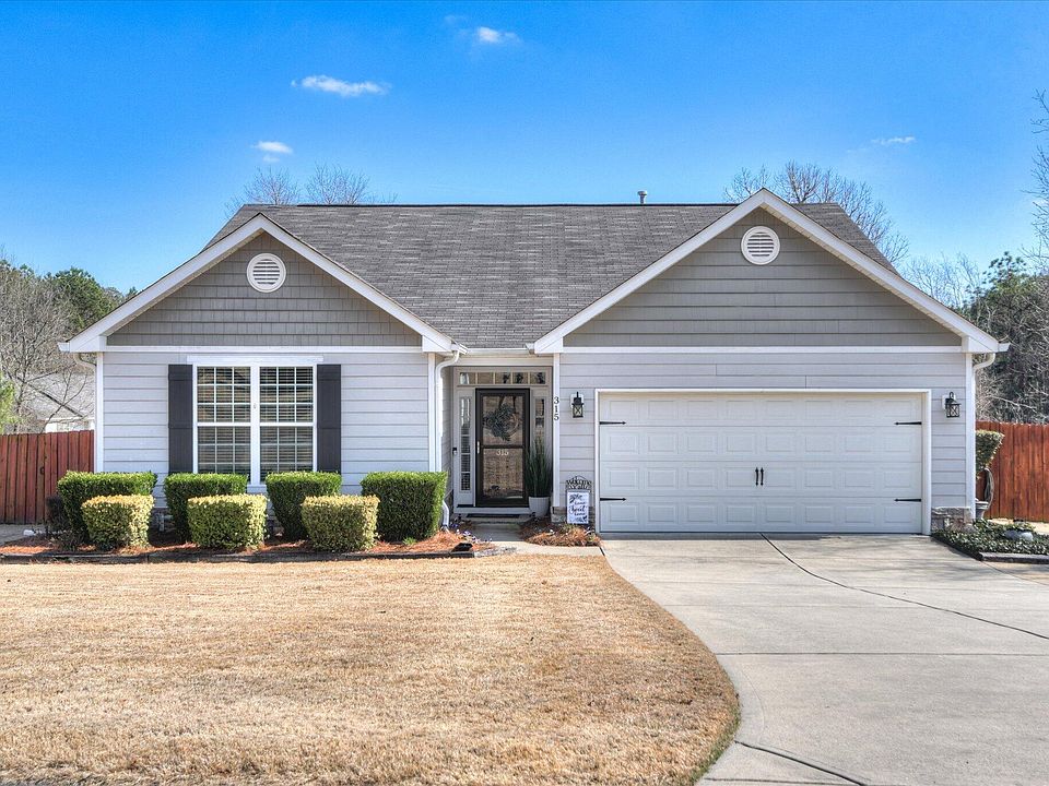 1st image of 315 Foxchase Cir