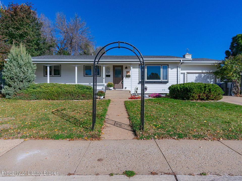 1st image of 1094 Foster Dr