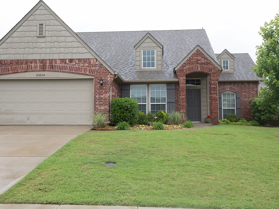 Charming Curb Appeal in BA Schools!