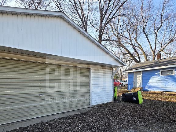 3rd image of 3971 E Marietta St