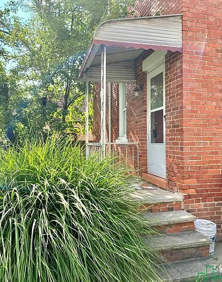 4711 Behrwald Ave #UP — Photo 38