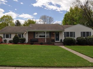 24 Gemeinhardt Pl, North Haledon, NJ 07508