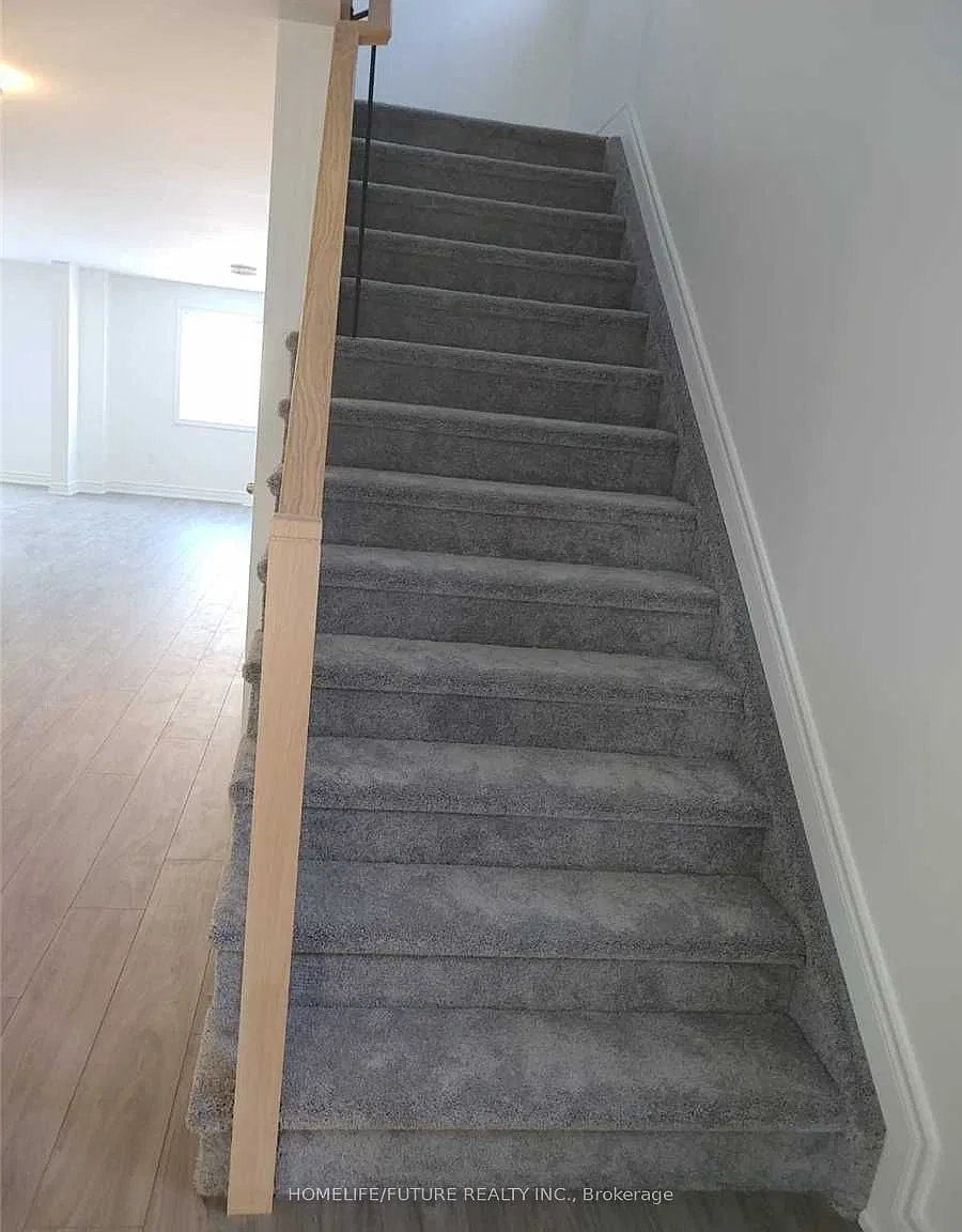 4 bed, $2,850 — Photo 1