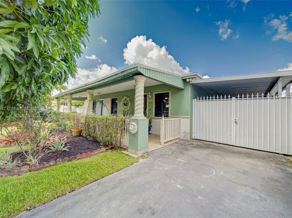 720 E 8th Ln, Hialeah, FL 33010