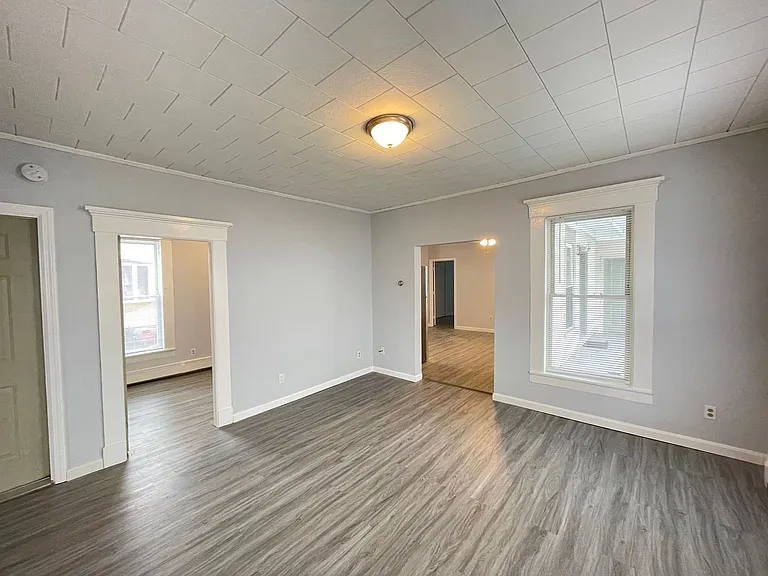 188 Laurel St #1 — Photo 14